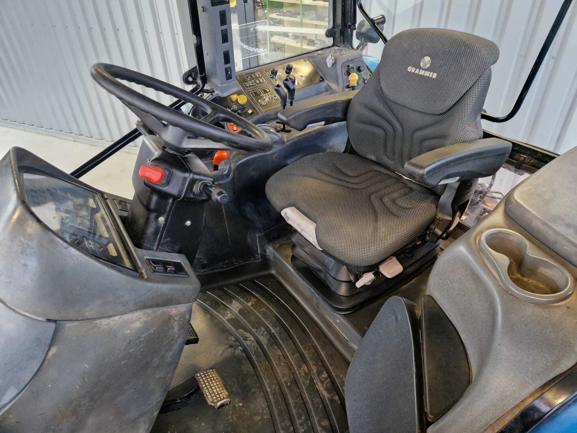 Tracteur Occasion Tm115 New Holland – Image 9